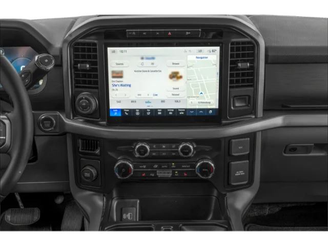 2025 Ford F-150 XLT - Photo 17