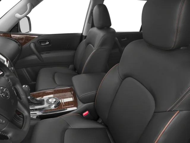 Used 2017 WHITE Nissan  image 6