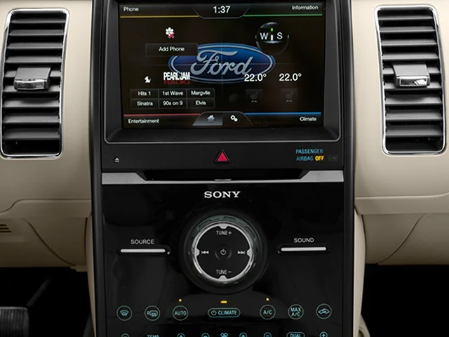 Used 2014 Silver Ford SE image 6