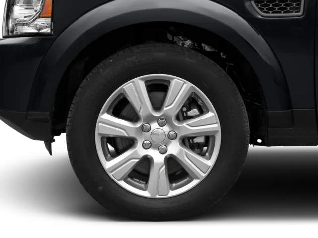 Used 2016 White Land Rover  image 9