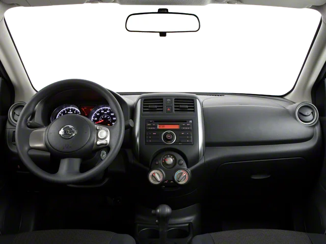 Used 2013 White Nissan 1.6 SV image 5