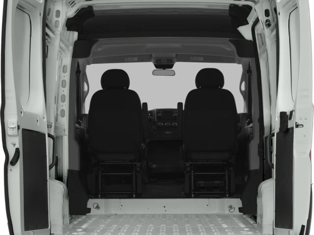 Used 2018 White Ram High Roof image 9