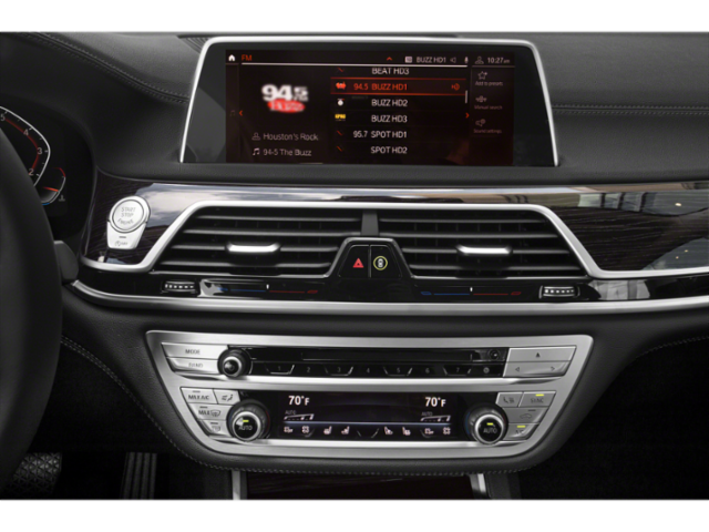 Used 2020 Black BMW 740i image 7