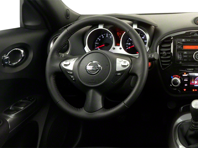 Used 2013 Red Nissan SL image 6