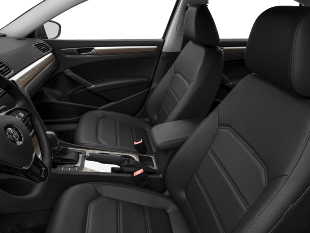 Used 2018 Silver Volkswagen 2.0T SE image 6