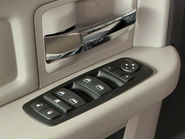 Used 2010 Red Ram SLT image 17