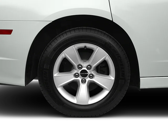Used 2014 Gray Dodge SXT image 9
