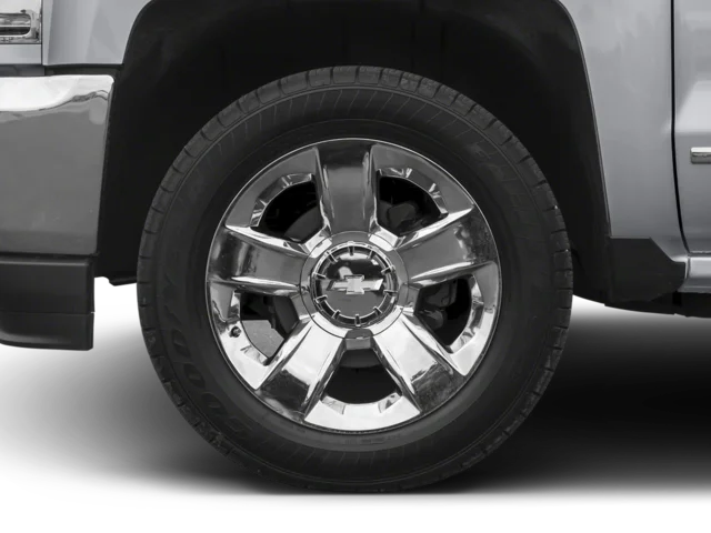 Used 2016 White Chevrolet LTZ image 8