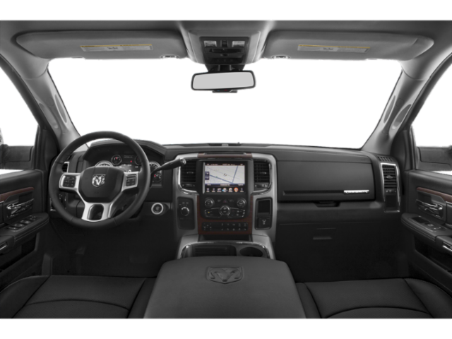 Used 2018 Delmonico Red Pearl Coat Ram Laramie image 12