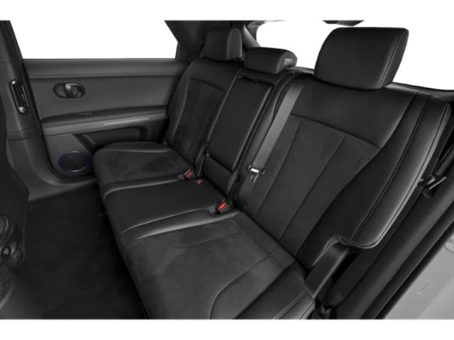 Used 2025 White Hyundai Base image 17