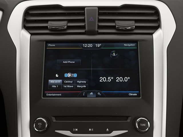 Used 2013 Tuxedo Black Metallic Ford SE image 24