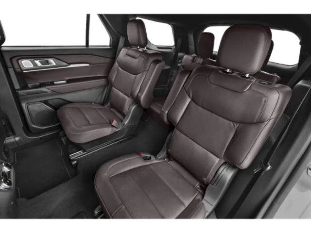 Used 2025 White Ford Platinum image 10