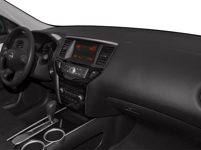 Used 2014 Cayenne Red Nissan SV image 15