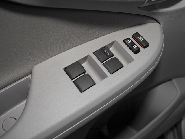 Used 2013 Gray Toyota L image 16