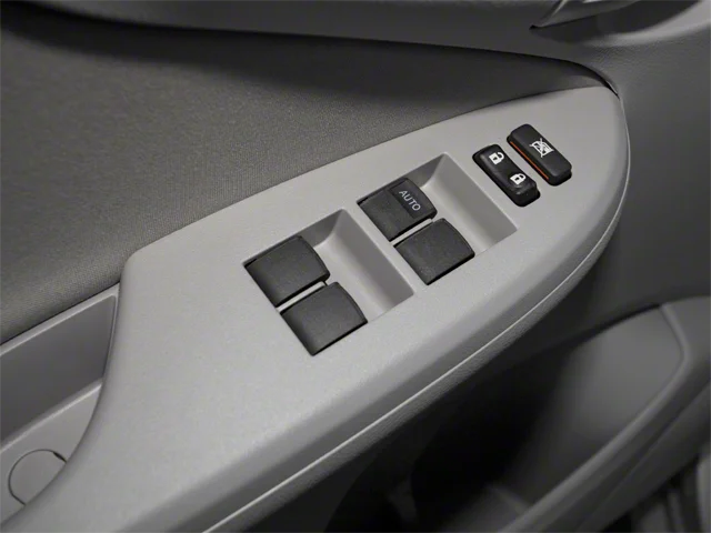 Used 2013 Gray Toyota L image 18
