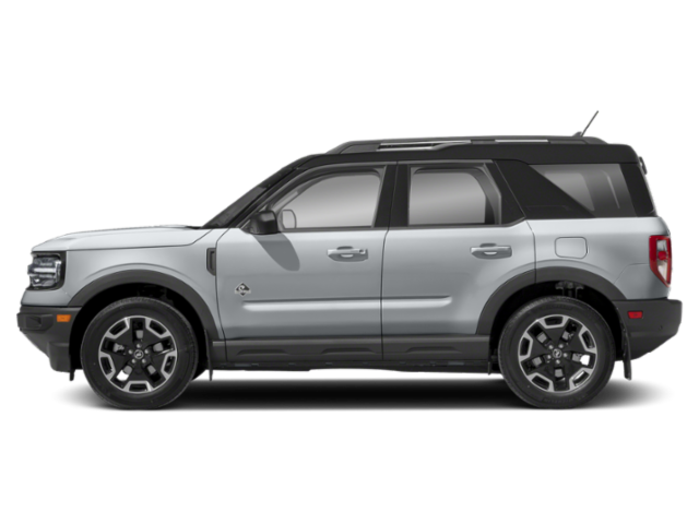 Used 2022 Silver Metallic Ford Outer Banks image 3