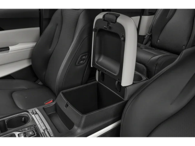 Used 2023 Snow White Pearl Kia SX Prestige image 11