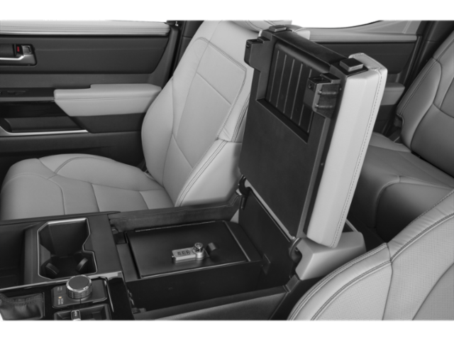 2025 Toyota Tundra Platinum - Photo 13