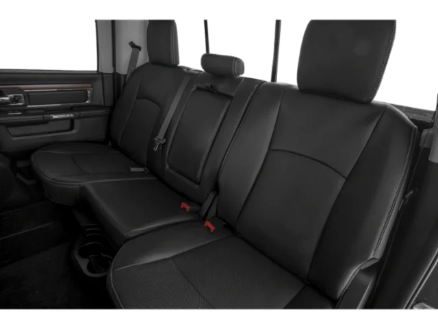 Used 2018  Ram Laramie image 14