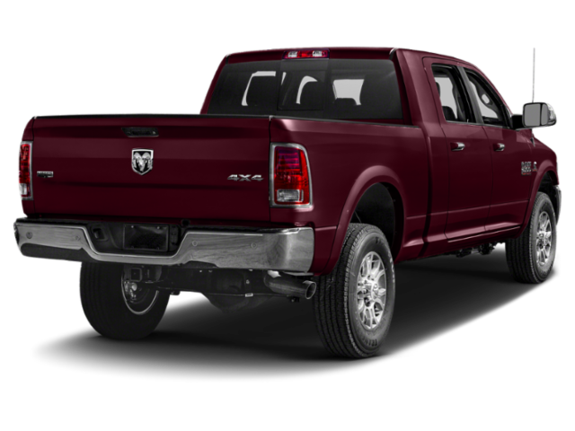 Used 2018 Delmonico Red Pearl Coat Ram Laramie image 9