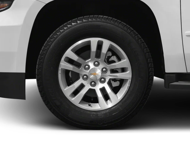 Used 2018 Silver Ice Metallic Chevrolet LT image 8