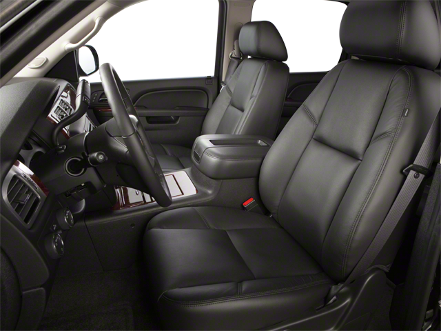 Used 2013 Black Chevrolet LS image 7