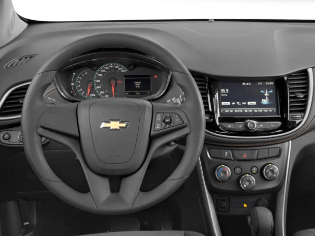 Used 2017 White Chevrolet LS image 7