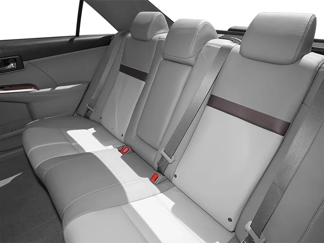 Used 2013 Red Toyota XLE image 12