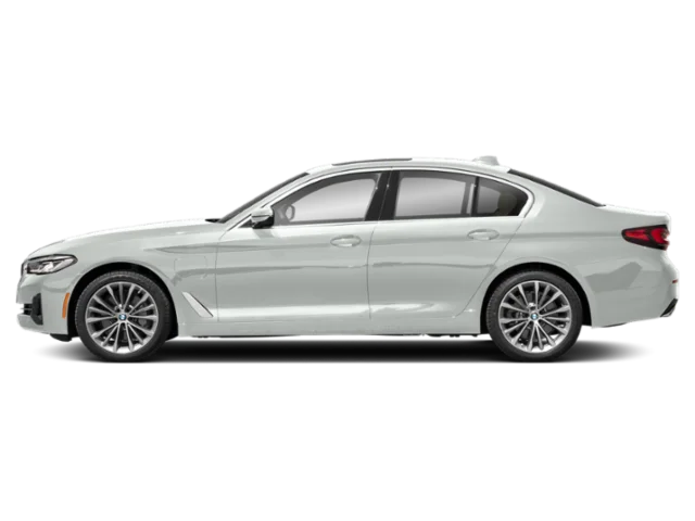 Used 2022 White BMW 530e iPerformance image 5