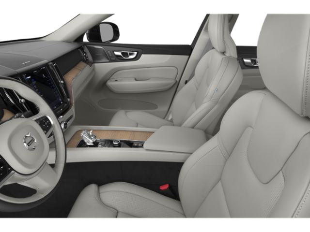2025 Volvo XC60 Plus - Photo 6