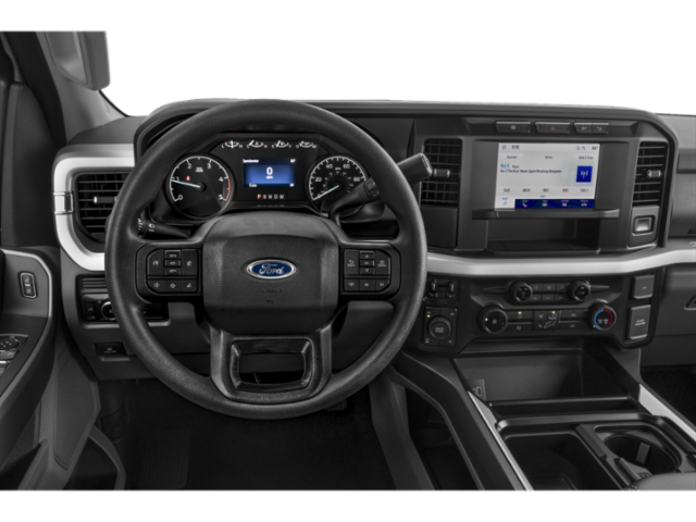 New 2027 Gray Ford XLT image 4