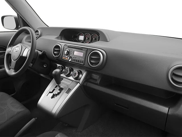 Used 2013 Classic Silver Metallic Scion Base image 17