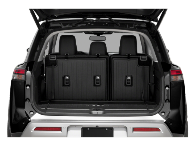 Used 2022 Scarlet Ember Tintcoat/Super Black Nissan Platinum image 9