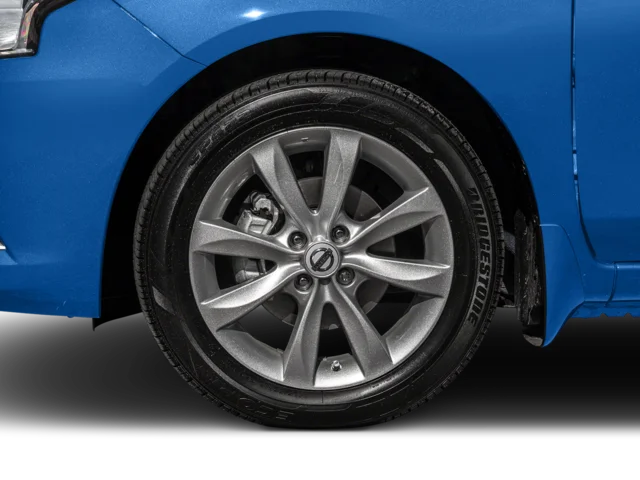 Used 2016 Blue Nissan 1.6 SL image 8