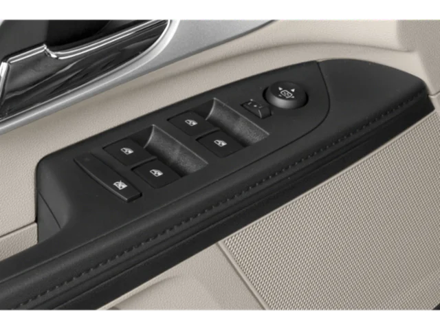 Used 2015 White Chevrolet LS image 19