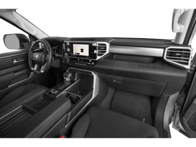 Used 2022 White Toyota SR5 image 19