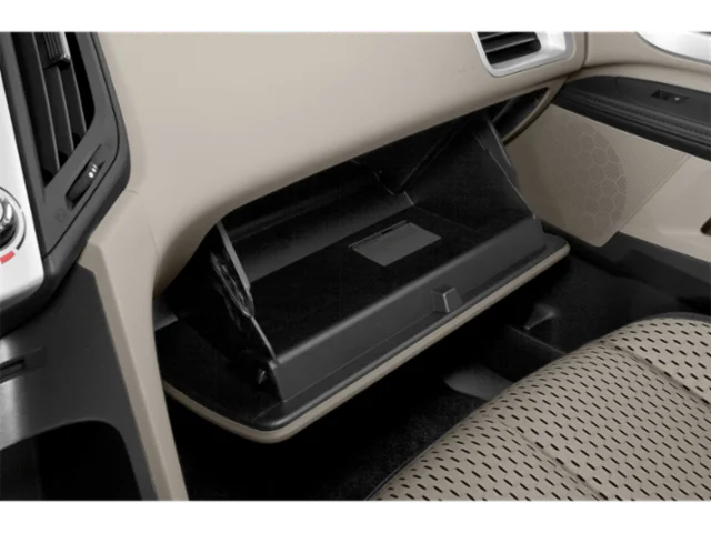 Used 2015 White Chevrolet LS image 16