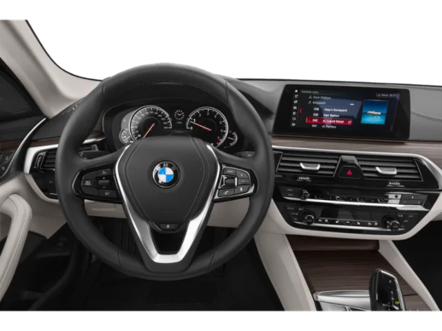 Used 2020 Mediterranean Blue Metallic BMW 530i xDrive image 4