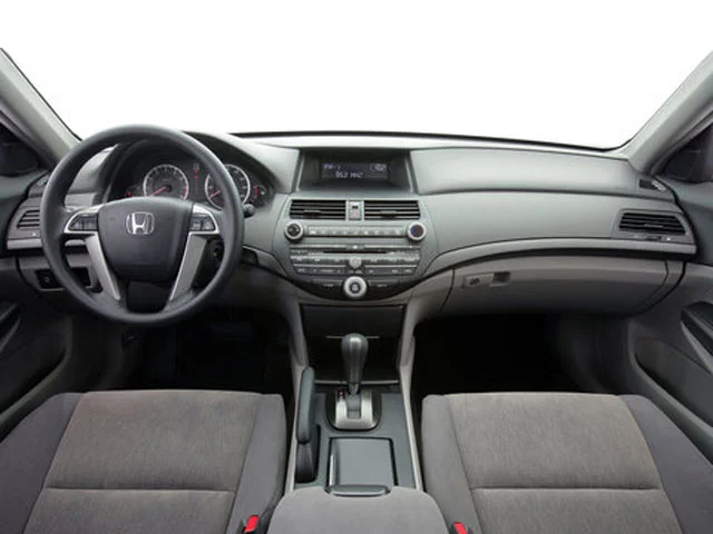 Used 2010 Polished Metal Metallic Honda LX-P image 2