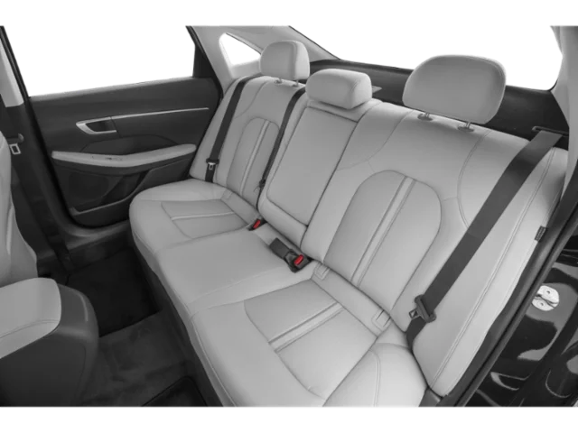 Used 2024 Red Hyundai SEL image 11