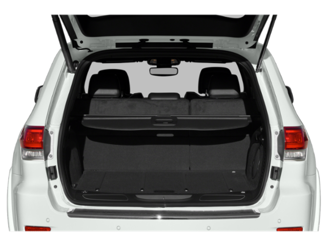 Used 2018 Diamond Black Crystal Pearlcoat Jeep Overland image 15