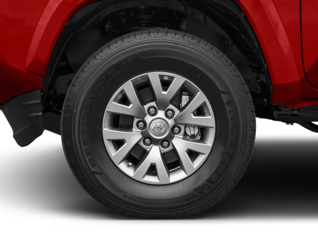 Used 2017 White Toyota SR5 image 8