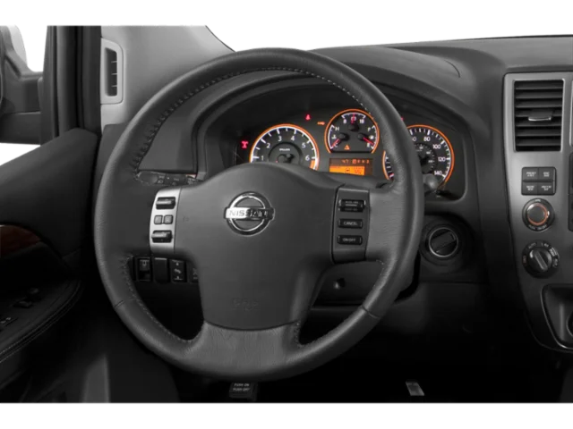 Used 2015 Magnetic Black Nissan Platinum image 4