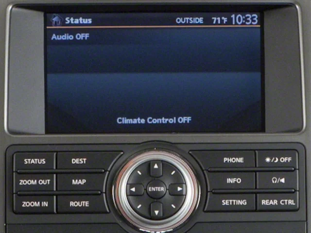 Used 2013 White Nissan Platinum image 16