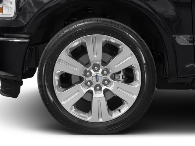 Used 2016 White Ford Limited image 8