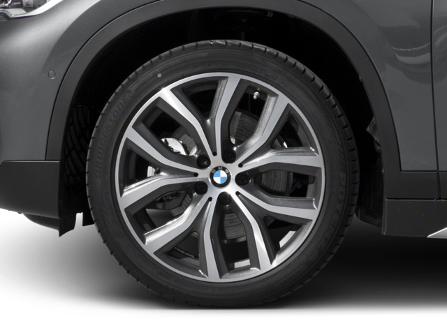 Used 2016 Gray BMW xDrive28i image 8