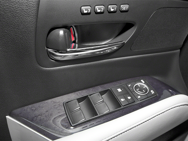 Used 2014 Nebula Gray Pearl Lexus FWD image 21