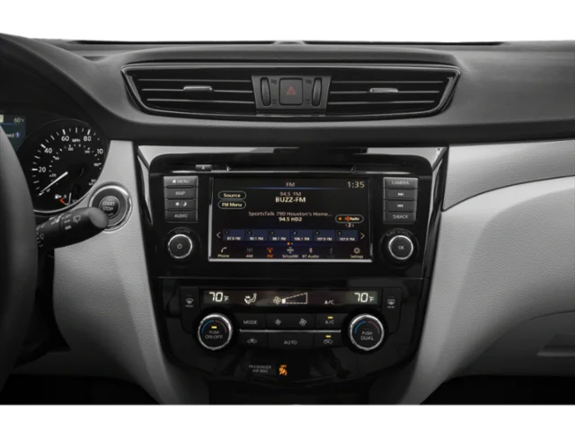 Used 2020 Black Nissan SL image 13
