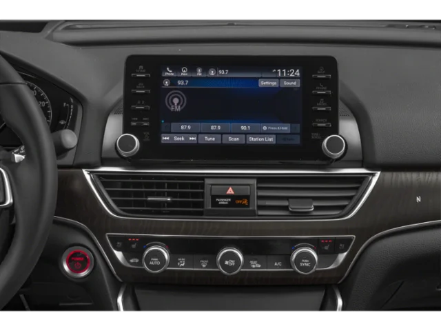 Used 2020 Champagne Frost Pearl Honda Touring image 7