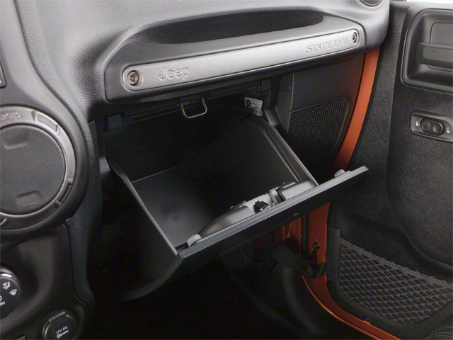Used 2010 Red Rock Crystal Pearl Jeep Sahara image 16